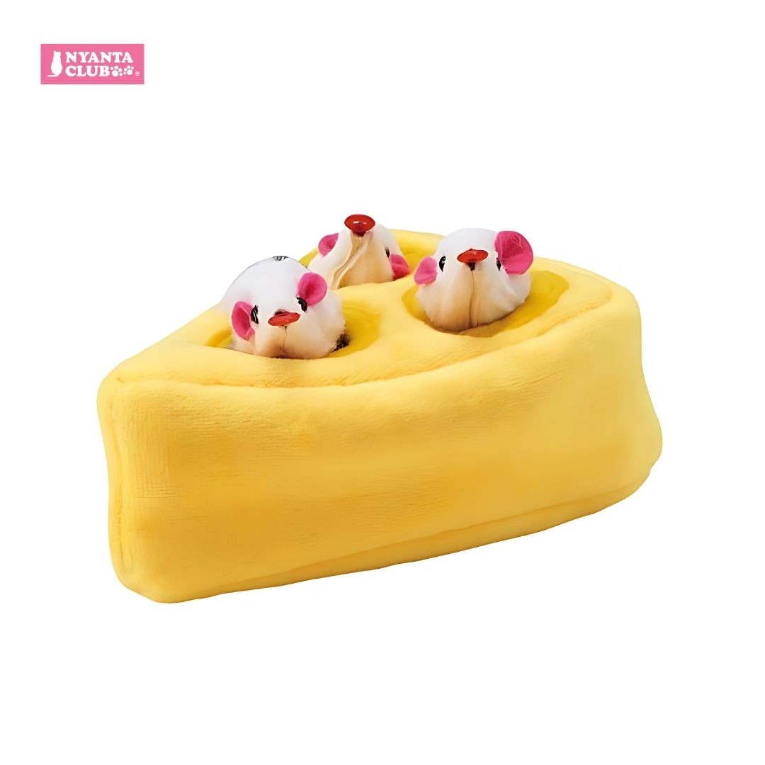 Marukan Panic Mouse in Cheese Soft Toys for Cats (CT574)